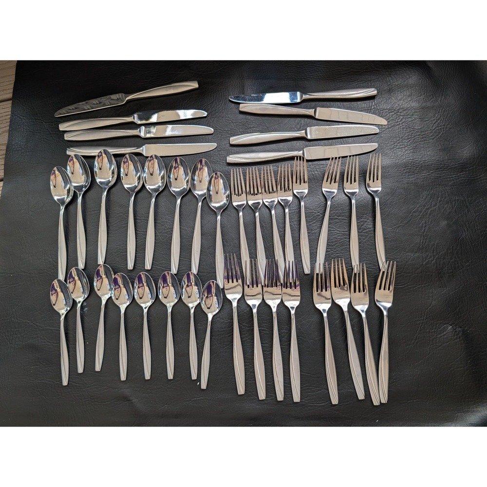 Oneida Camlynn Stainless Steel Flatware Set Service for 8 Silverware 40 Pieces